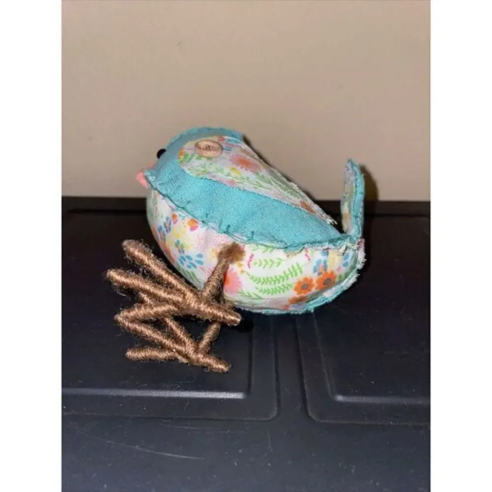 Target 2015 Spritz Floral Featherly‎ Friends Easter Bird